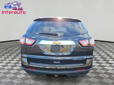 More photos of 2014 Chevrolet Traverse LT Sport Utility 4D at Interauto, MA