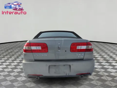 More photos of 2008 Lincoln MKZ Sedan 4D at Interauto, MA