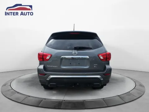 More photos of 2017 Nissan Pathfinder SL Sport Utility 4D at Interauto, MA