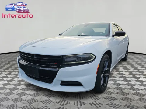 White 2019 Dodge Charger SXT Sedan 4D for sale in Plainville, MA