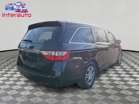 More photos of 2011 Honda Odyssey EX-L Minivan 4D at Interauto, MA