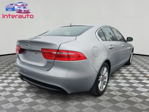 More photos of 2017 Jaguar XE 20d Premium Sedan 4D at Interauto, MA