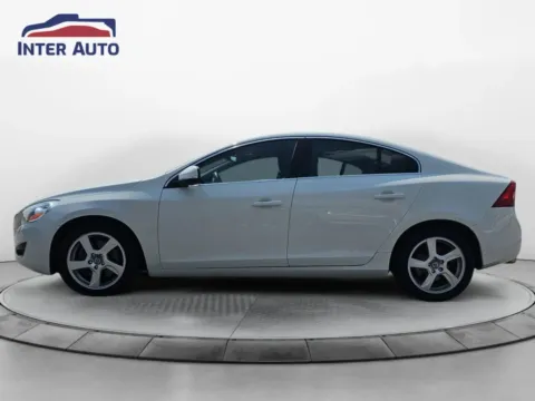 Photos of 2013 Volvo S60 T5 Sedan 4D for sale in Plainville, MA at Interauto