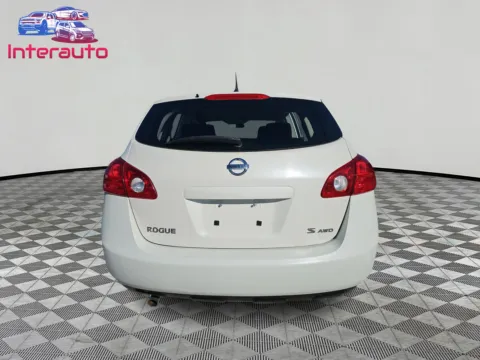 More photos of 2009 Nissan Rogue S Sport Utility 4D at Interauto, MA