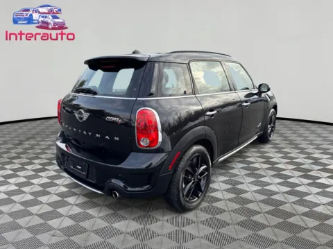 More photos of 2016 MINI Countryman Cooper S ALL4 Hatchback 4D at Interauto, MA