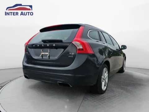 More photos of 2015 Volvo V60 T5 Premier Plus Wagon 4D at Interauto, MA