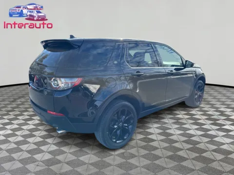 More photos of 2016 Land Rover Discovery Sport HSE Sport Utility 4D at Interauto, MA