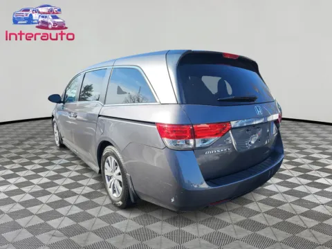 Another view of 2017 Honda Odyssey SE Minivan 4D for sale in Plainville, MA at Interauto
