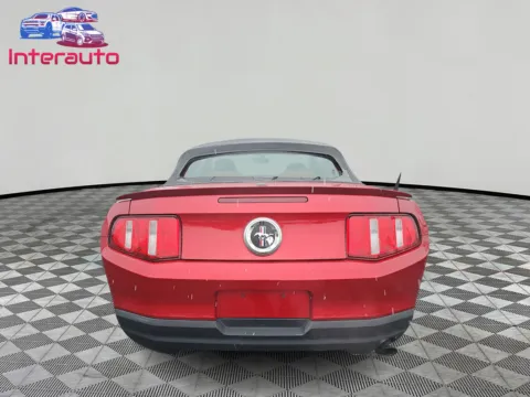 More photos of 2010 Ford Mustang Convertible 2D at Interauto, MA