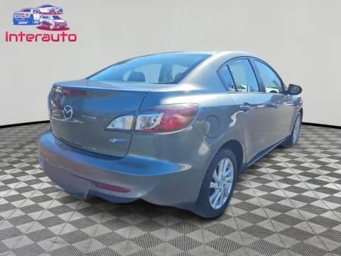 More photos of 2012 MAZDA MAZDA3 i Touring Sedan 4D at Interauto, MA