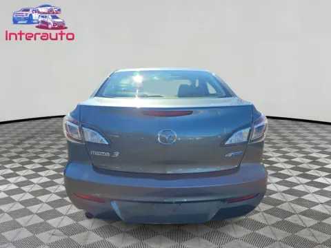 More photos of 2012 MAZDA MAZDA3 i Touring Sedan 4D at Interauto, MA