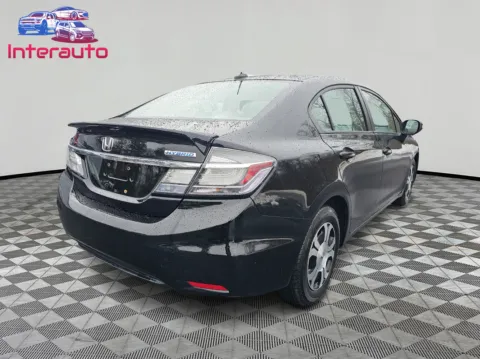 More photos of 2013 Honda Civic Hybrid Sedan 4D at Interauto, MA