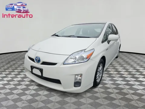 White 2010 Toyota Prius IV Hatchback 4D for sale in Plainville, MA