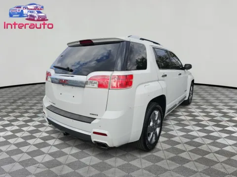 More photos of 2015 GMC Terrain Denali Sport Utility 4D at Interauto, MA