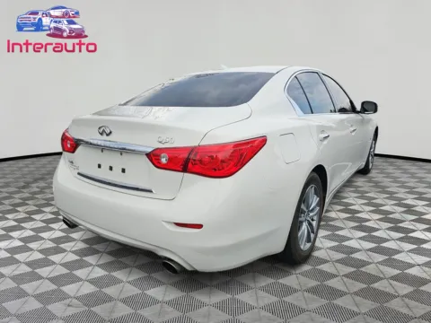 More photos of 2017 INFINITI Q50 2.0t Sedan 4D at Interauto, MA