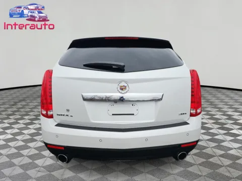 More photos of 2015 Cadillac SRX Luxury Collection Sport Utility 4D at Interauto, MA