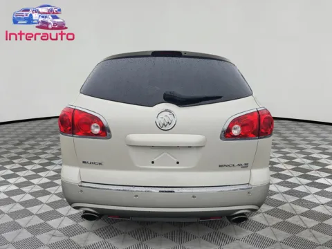 More photos of 2012 Buick Enclave Leather Sport Utility 4D at Interauto, MA