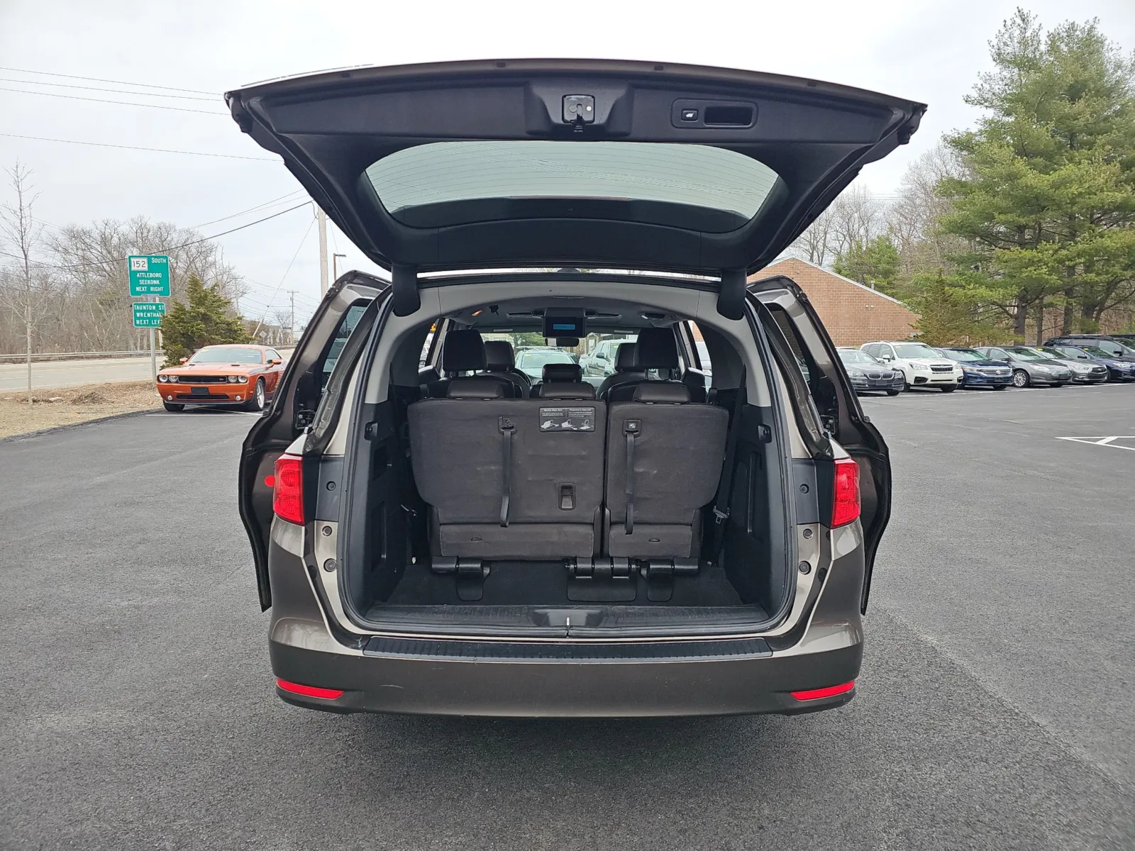 2018 Honda Odyssey EX-L - Photo 12