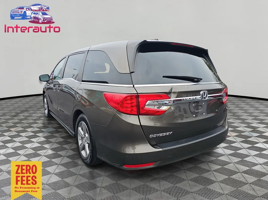 2018 Honda Odyssey EX-L - Photo 3