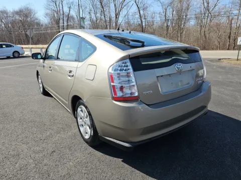 Another view of 2007 Toyota Prius Hatchback 4D for sale in Plainville, MA at Interauto