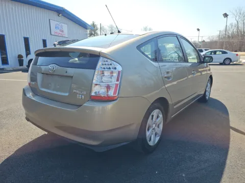 More photos of 2007 Toyota Prius Hatchback 4D at Interauto, MA