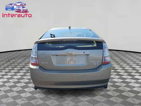 More photos of 2007 Toyota Prius Hatchback 4D at Interauto, MA