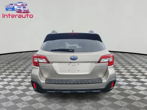 More photos of 2018 Subaru Outback 2.5i Limited Wagon 4D at Interauto, MA