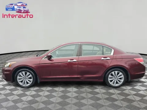 Photos of 2011 Honda Accord EX-L Sedan 4D for sale in Plainville, MA at Interauto