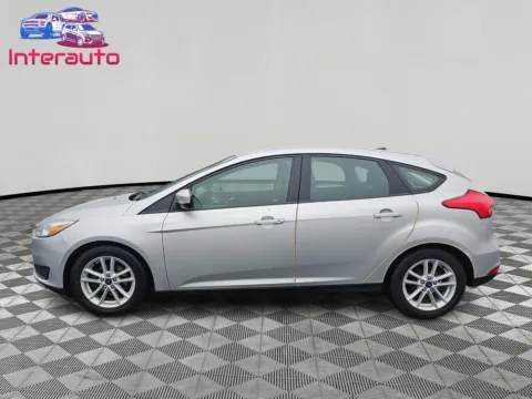 Photos of 2017 Ford Focus SE Hatchback 4D for sale in Plainville, MA at Interauto