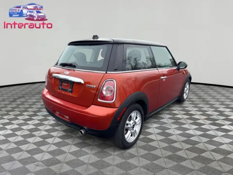 More photos of 2012 MINI Hardtop Cooper Hatchback 2D at Interauto, MA