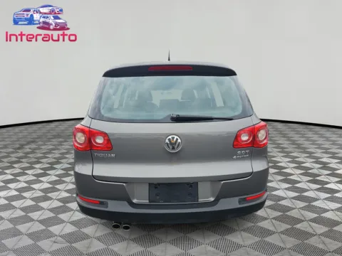 More photos of 2011 Volkswagen Tiguan S 4Motion Sport Utility 4D at Interauto, MA