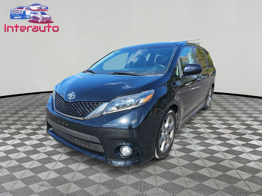 2017 Toyota Sienna SE