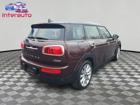 More photos of 2016 MINI Clubman Cooper Hatchback 4D at Interauto, MA