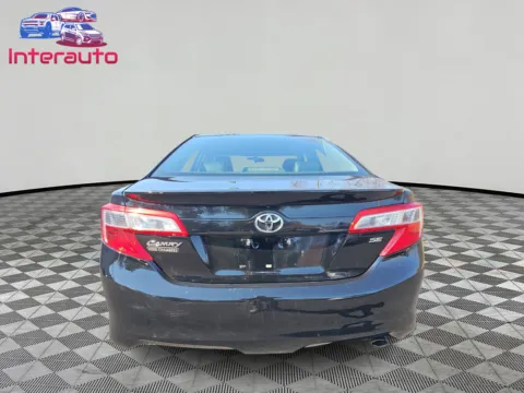 More photos of 2012 Toyota Camry SE Sedan 4D at Interauto, MA