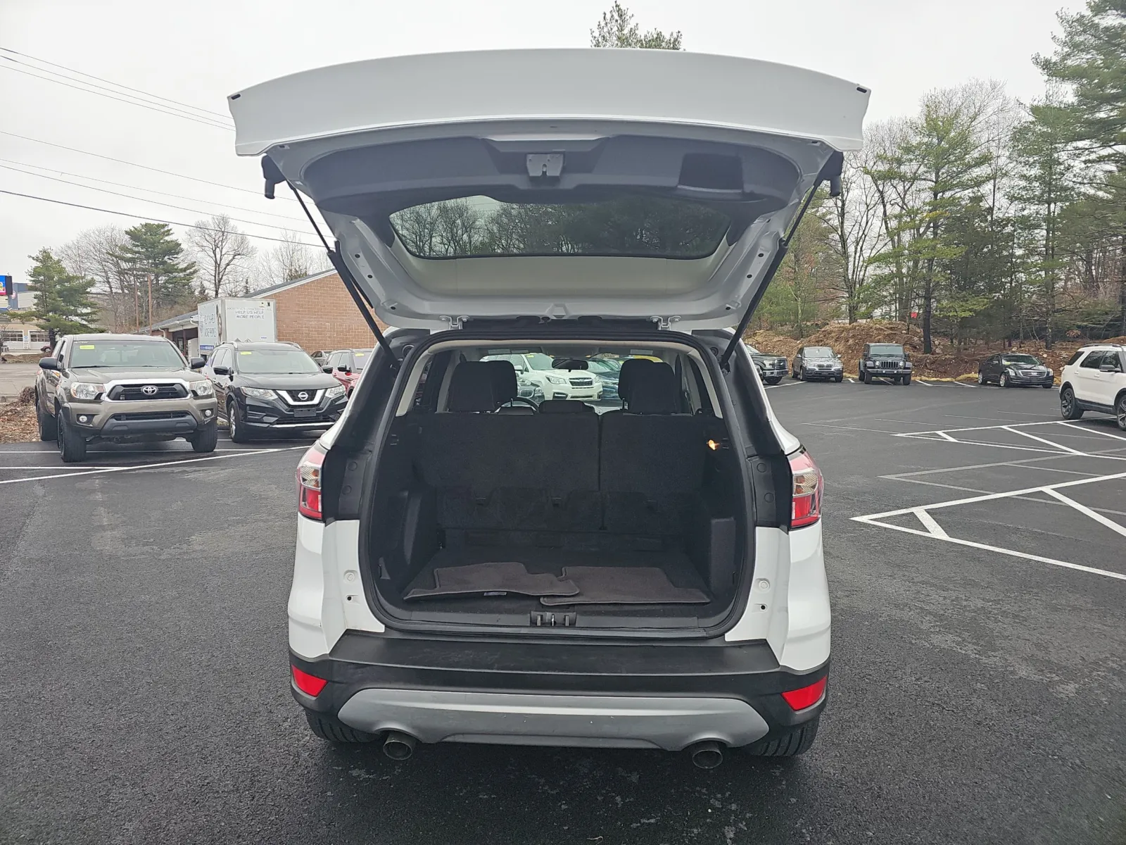 2018 Ford Escape SE - Photo 12