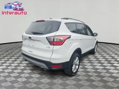 More photos of 2018 Ford Escape SE Sport Utility 4D at Interauto, MA