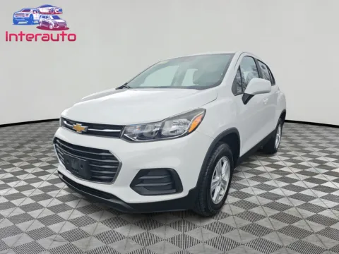 White 2017 Chevrolet Trax LS Sport Utility 4D for sale in Plainville, MA