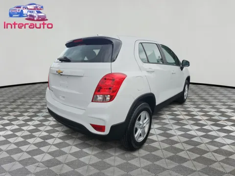 More photos of 2017 Chevrolet Trax LS Sport Utility 4D at Interauto, MA