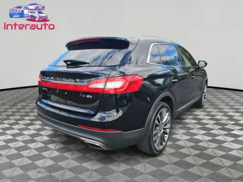 More photos of 2016 Lincoln MKX Reserve Sport Utility 4D at Interauto, MA