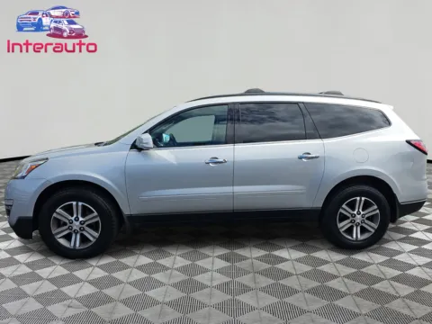 Photos of 2017 Chevrolet Traverse LT Sport Utility 4D for sale in Plainville, MA at Interauto