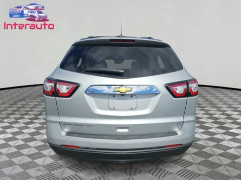 More photos of 2017 Chevrolet Traverse LT Sport Utility 4D at Interauto, MA