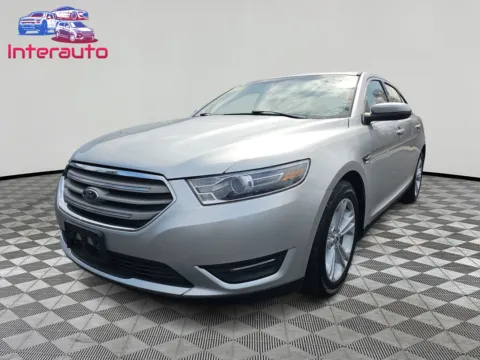 Silver 2017 Ford Taurus SEL Sedan 4D for sale in Plainville, MA