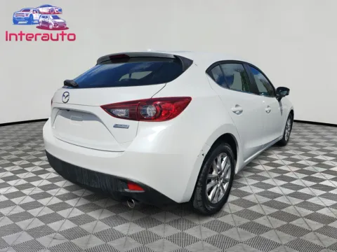 More photos of 2014 MAZDA MAZDA3 i Grand Touring Hatchback 4D at Interauto, MA