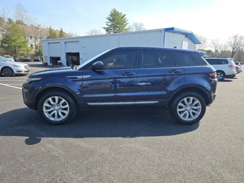 More photos of 2016 Land Rover Range Rover Evoque SE Sport Utility 4D at Interauto, MA