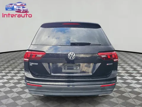 More photos of 2020 Volkswagen Tiguan SE 4MOTION Sport Utility 4D at Interauto, MA