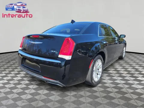 Photos of 2016 Chrysler 300 C Sedan 4D for sale in Plainville, MA at Interauto