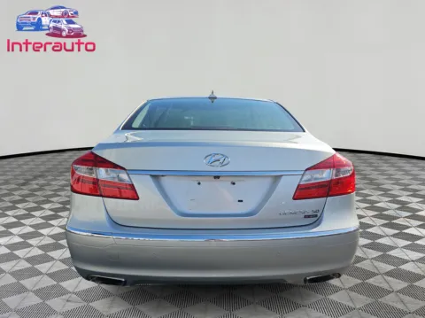 More photos of 2012 Hyundai Genesis 5.0 R-Spec Sedan 4D at Interauto, MA