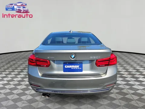 More photos of 2017 BMW 3 Series 330i xDrive Sedan 4D at Interauto, MA