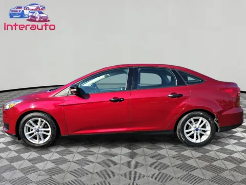 Photos of 2017 Ford Focus SE Sedan 4D for sale in Plainville, MA at Interauto