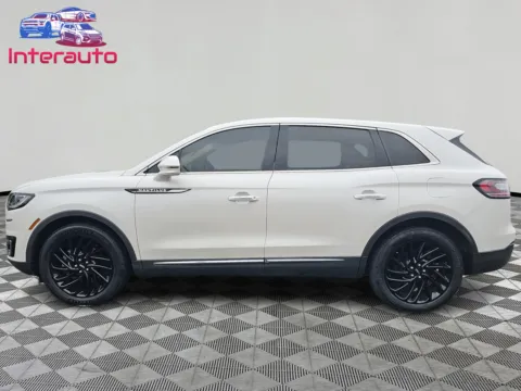 Photos of 2019 Lincoln Nautilus Reserve Sport Utility 4D for sale in Plainville, MA at Interauto